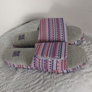 Muk Luks Woman's Slippers 